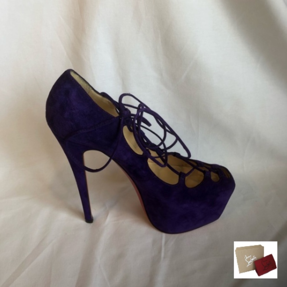 Ghildarc Veau Velour (EUR 38)